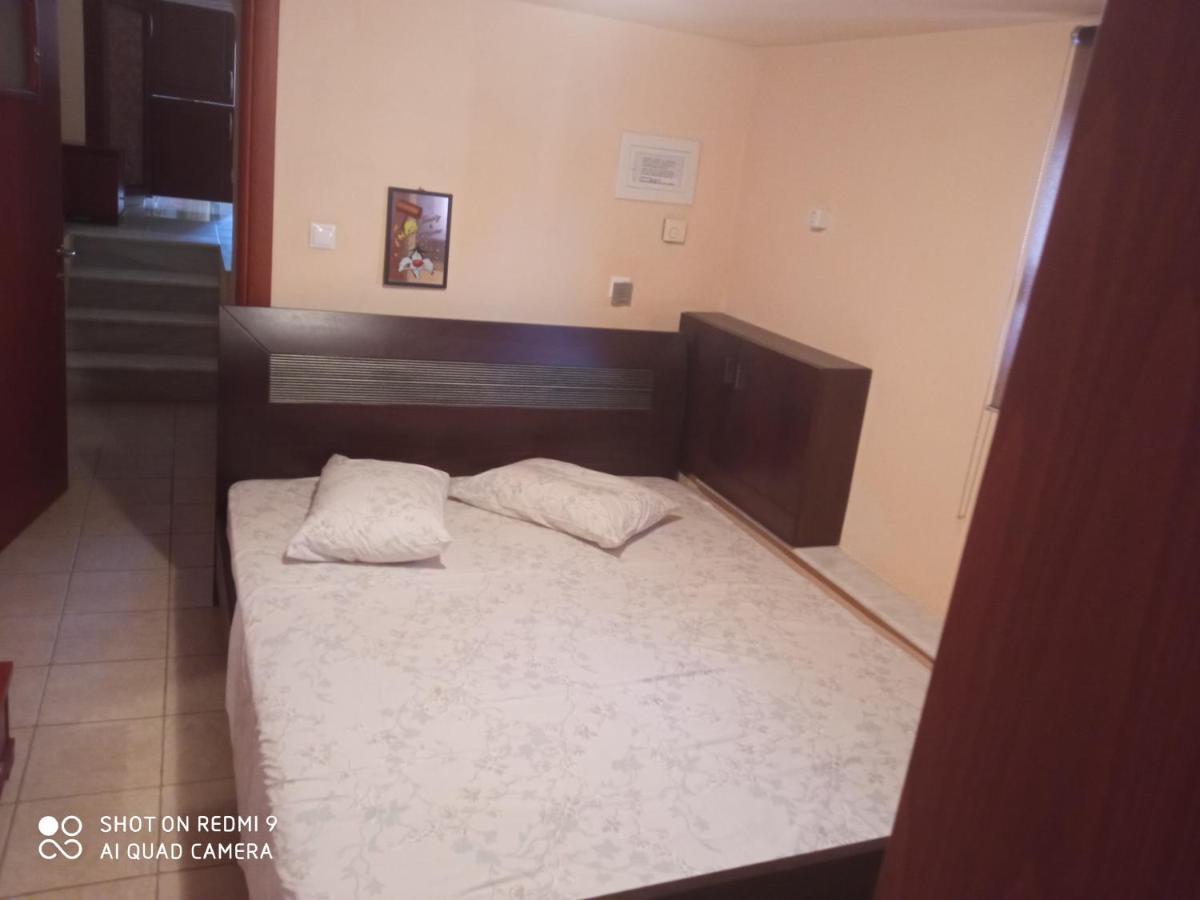 Maria Lux Apartments Volos Bagian luar foto