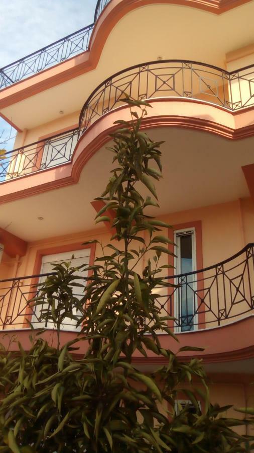 Maria Lux Apartments Volos Bagian luar foto
